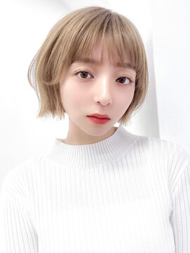 ラフィス ヘアー バース たまプラーザ店(La fith hair Bath) 【La fith】切りっぱなしミニボブ×ブリーチ×シースルーバング