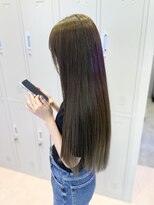 セシル(SECYL) 【Mika】秋カラー　オリーブグレージュ　髪質改善レイヤーカット