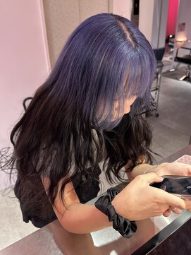 ダズリングディア(Dazzling Deer) ブルー/ルーツカラー/巻き髪