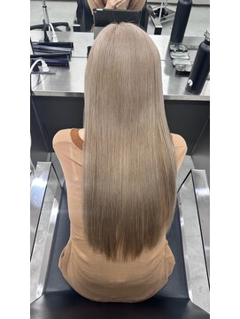 ティティ エッジ(Titi edge) ミルクティーベージュ