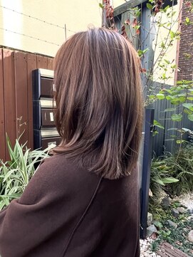 艶感カラーのレイヤーミディアム20代30代40代