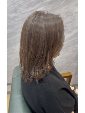 【アッシュベージュ/白髪ぼかし/脱白髪染め】石橋/池田/箕面