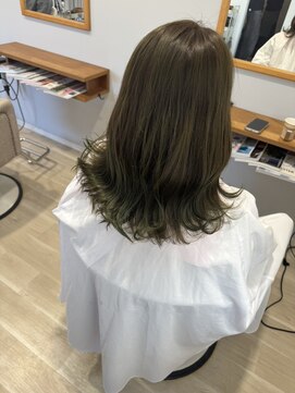 スカイルミナ(Sky Lumina) オリーブ