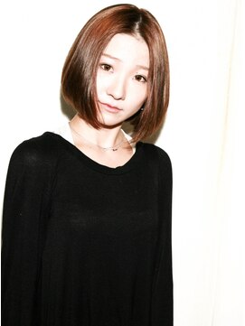 エール(a:le) ストレートエッジボブ