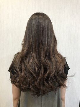 ヘアサロンアンドカフェ エイチプラス(H plus) ロングウェーブ