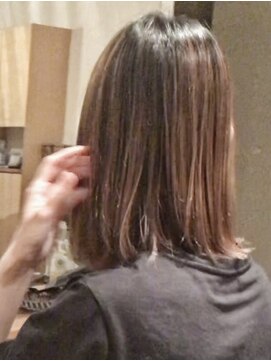 ヘアーデザイン フルーツ(Hair Design FRUITS) グラデーションカラー×ミディアム