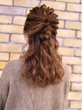 コロ(COLO) 【COLO 丹澤　智子】お呼ばれハーフアップ