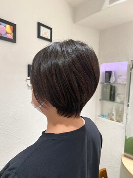 エクリ シセイドウ 麻布十番店(equri×SHISEIDO) 【麻布十番】40代50代におすすめの骨格似合わせショート