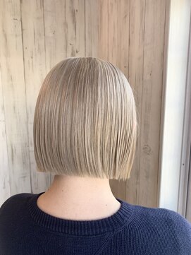 ミルク(MILK) White beige