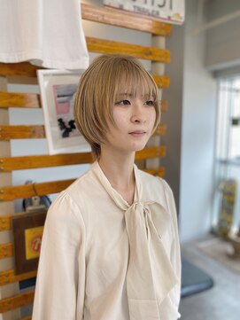 アンドチル 渋谷(AND CHILL) ウルフカット/ショートウルフ/ミルクティーベージュ 渋谷