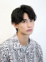 アーリー(Ali'i)&nbsp;ソフトツイストパーマセンターパートアップバングマッシュウルフ