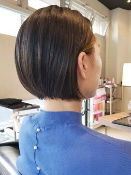 フロア(FLOOR) #朝のセット時短#長持ちスタイル#レイヤーボブ