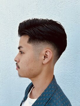 ミスターベイビー(Mr.BABY) 爽やかフェードカット【バーバースタイル】