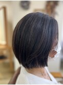 艶感たっぷりショートスタイル