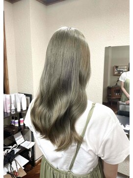 ワク 藤沢店(waku) ブリーチ　アッシュ　トリートメント