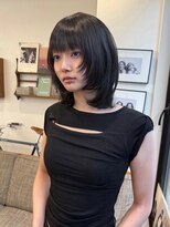 ポール(pole)&nbsp;札幌ミディアム　暗髪ザクザクレイヤーハッシュカット