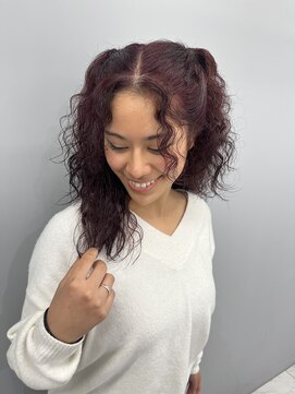 ヴァイス 新宿店(VAICE) カーリーヘア ボルドー