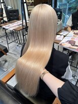 フォルテ 榛原パームス店&nbsp; 大人ガーリーダークアッシュ似合わせカットミディアムレイヤー