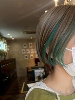 ドクターズサロン レラパール&nbsp;インナーカラー/グレージュ/くびれショート/抜け感/透明感