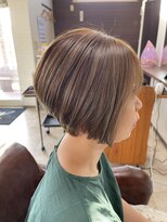 エムズ(Hair art M's)&nbsp;アッシュ×前下りボブ