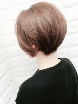 ミッシェル アフロート(michelle afloat) 20代30代40代50代スタイル目黒品川新宿小顔髪質改善ショートボブ