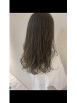 ロワゾ ヘア デザイン(L'OiSEAU HAIR DESIGN)&nbsp;透明感のあるプラチナカラー