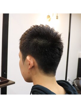 チャーム(CHARM) メンズの刈り上げスタイル