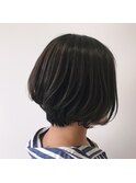 白髪染めハイライトショートボブ