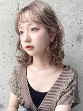 シック(sick) 夏のハイトーンカラー【 福岡 sick 荒川莉奈 】