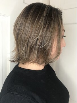 エイト 北千住店(EIGHT) レイヤーボブ×アッシュベージュ