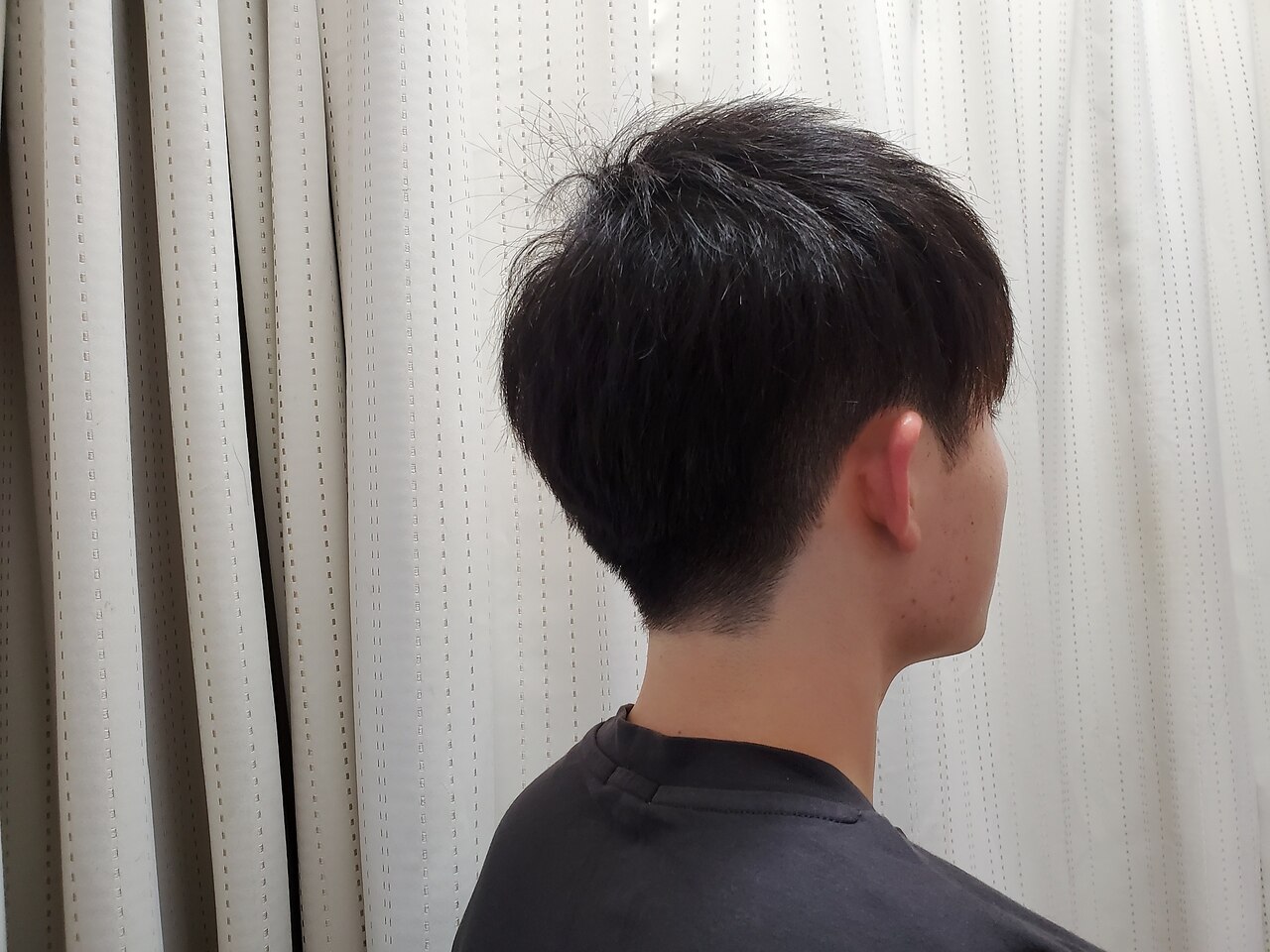 【メンズ人気No.1】メンズカット+眉カット　\4950→\3990