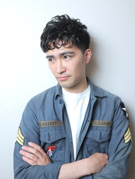 ラヴィ ニュー スタンダードバーバー 浜松町(LAVIE NEW STANDARD BARBER) ビジネススペインカール