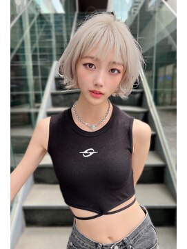 リークフー(Ree cu fuu) 10代20代30代40代前髪　金髪ふわふわボブ　藤沢