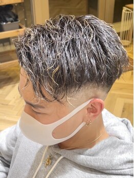 マハロ(mahalo)の写真/メンズのツイストパーマ/スパイラルパーマ/ツイストスパイラル/ニュアンスパーマ何でもお任せを！ [千葉駅]