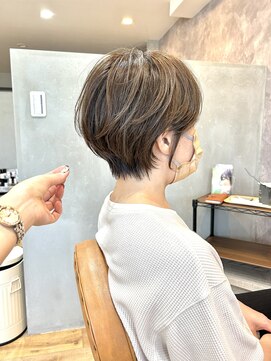 ヘイリー(HAILEY) 【大人可愛いショートヘア】ハイライトカラー丸み20代30代40代