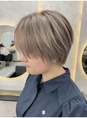 ミルクティーベージュ/ハイトーンカラー/ハンサムショート