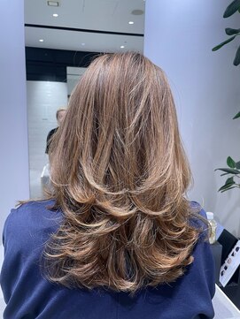 ステア ケース(stair case) 【NATASHA】銀座レイヤーカット/20代/30代/40代/50代