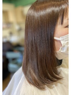 ウッタヘアー(utta hair) ミディアムレングス×透明感upカラー