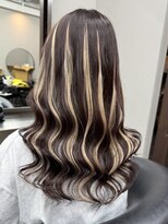 エミーバイモアムー(Emmie byMoremuu)&nbsp;【埼玉ギャルの救世主】ホワイトシルバー