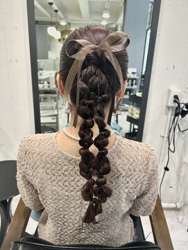 パール(PEAR+L) 編みおろしポニー 【田中智那美】