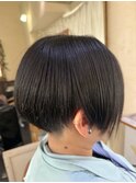 ショートボブ