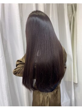 テネール(TENELE) ロングヘア/グレージュ