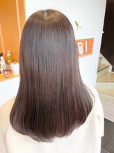 おすすめクーポン２　今はもちろん【５年後もツヤ髪】カット＋水素カラー＋泡洗浄