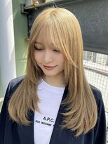 ディーバ 横浜(D.I.E.V.A)&nbsp;20代30代斜めバング顔まわりくびれレイヤーミルクティーブロンド