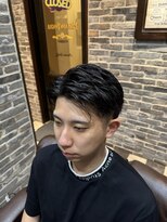 ミリオンバックス 神田店(Million Bucks)&nbsp;韓国風センターパート×ニュアンスパーマ【men's/神田/barber】
