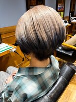 ブロッサム 池袋店(Blossom) ショートカット/グラデーションカラー/デザインカラー/池袋