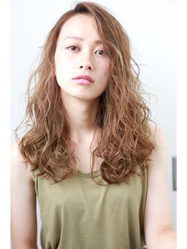 エクリフルール(equri fleur) ハイライトが効いてる オシャレガール