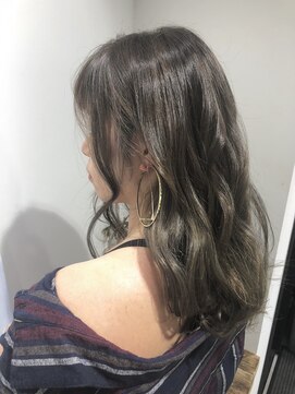 フォーク(FOLK) 恵比寿×YAMATO パールグレージュ_色っぽウェーブ