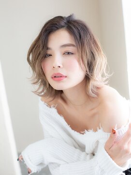 ロペ 本厚木(ROPE) ラフな外ハネレイヤーボブ