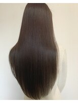 アマネク(AMANEQ by THISCOVER.)&nbsp;シアーベージュ×ロングストレート